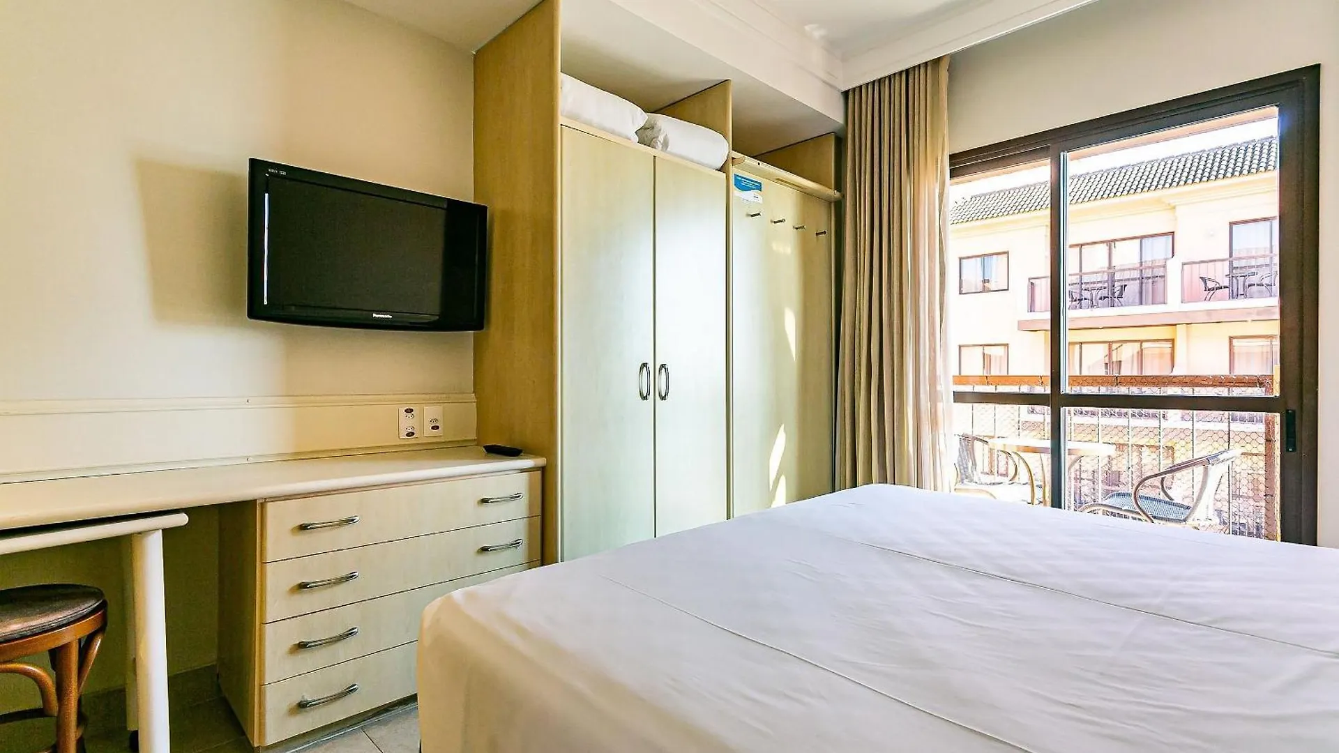 Resort Pe Na Areia - Studios Direto Com Proprietario Jbvjr Florianópolis Brezilya