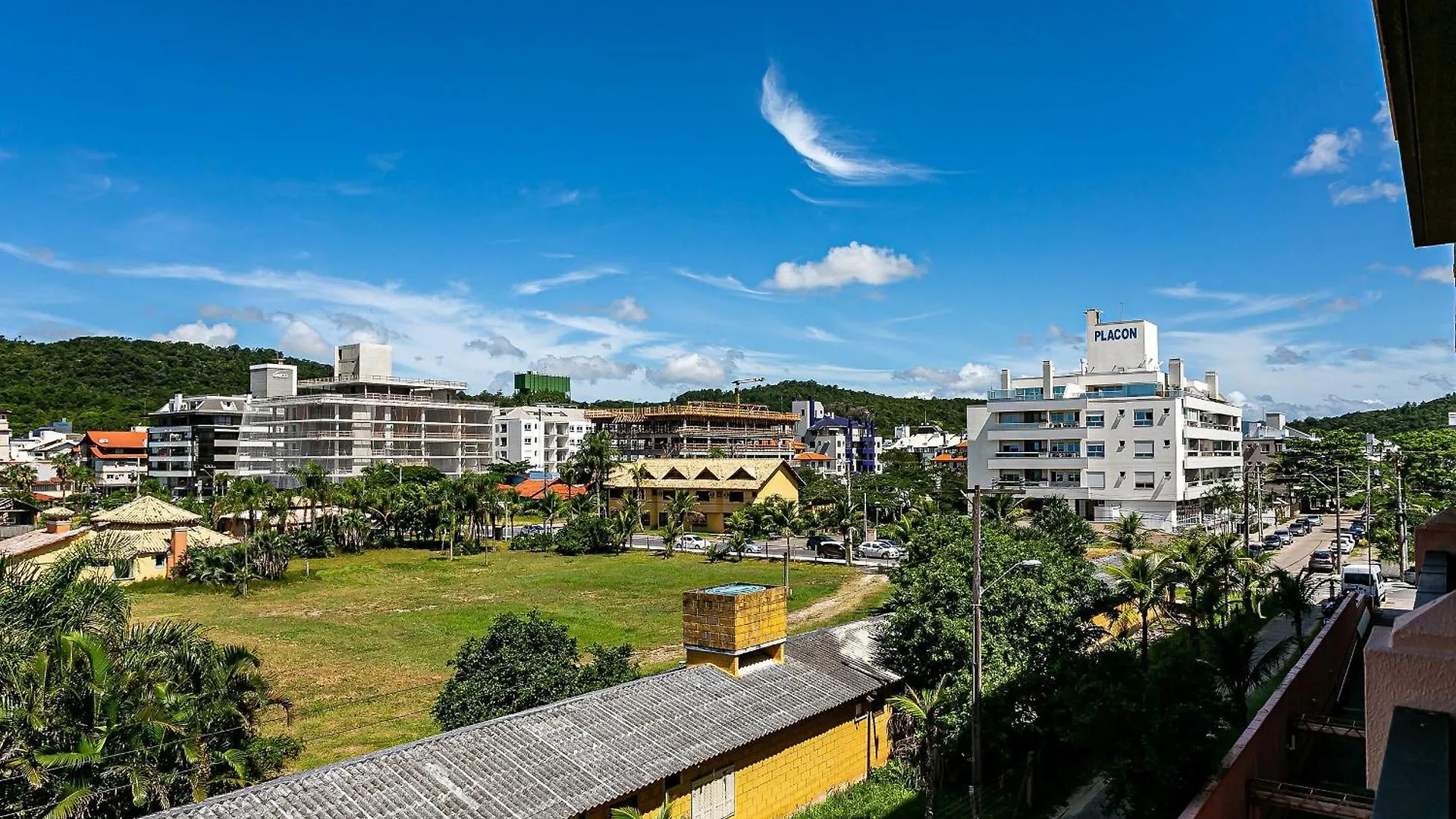 Resort Pe Na Areia - Studios Direto Com Proprietario Jbvjr Florianopolis Brazil