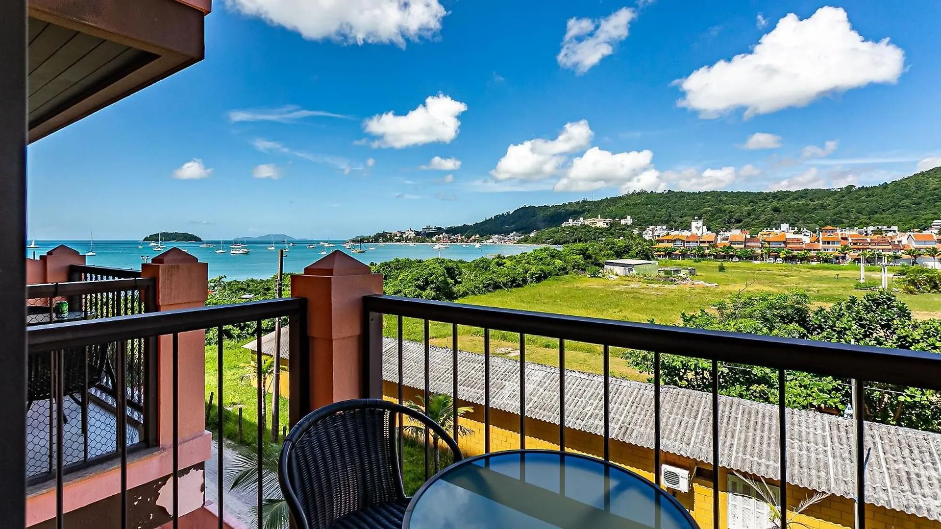 Resort Pe Na Areia - Studios Direto Com Proprietario Jbvjr Florianopolis