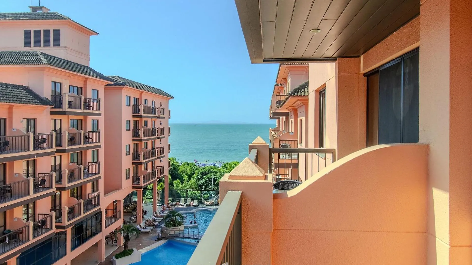 Resort Pe Na Areia - Studios Direto Com Proprietario Jbvjr Florianopolis